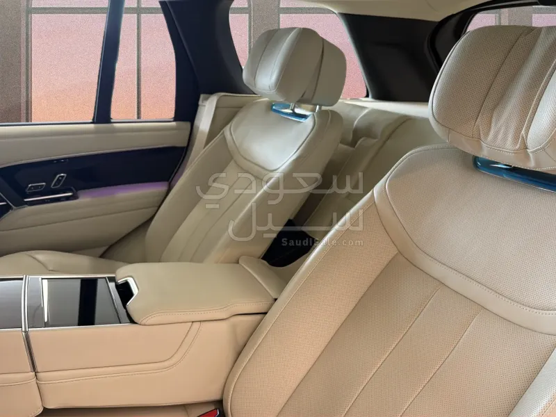 2024 لاند روفر رينج روفر اوتوبيوغرافي ال