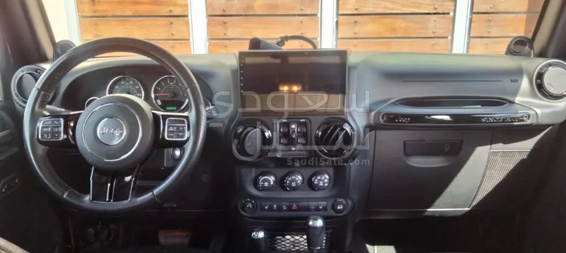 2014 جييب رانجلر صحارى