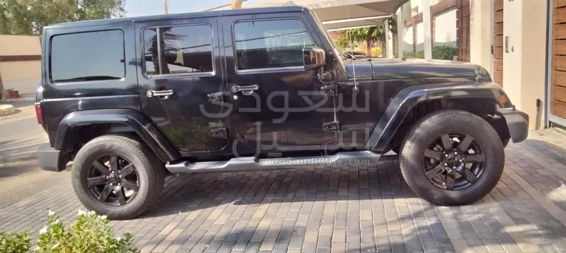 2014 جييب رانجلر صحارى