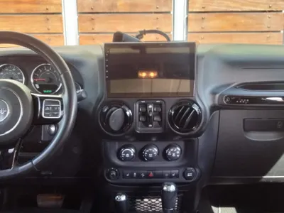 2014 جييب رانجلر صحارى