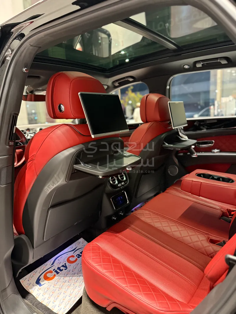 2018 بنتلي بنتايجا