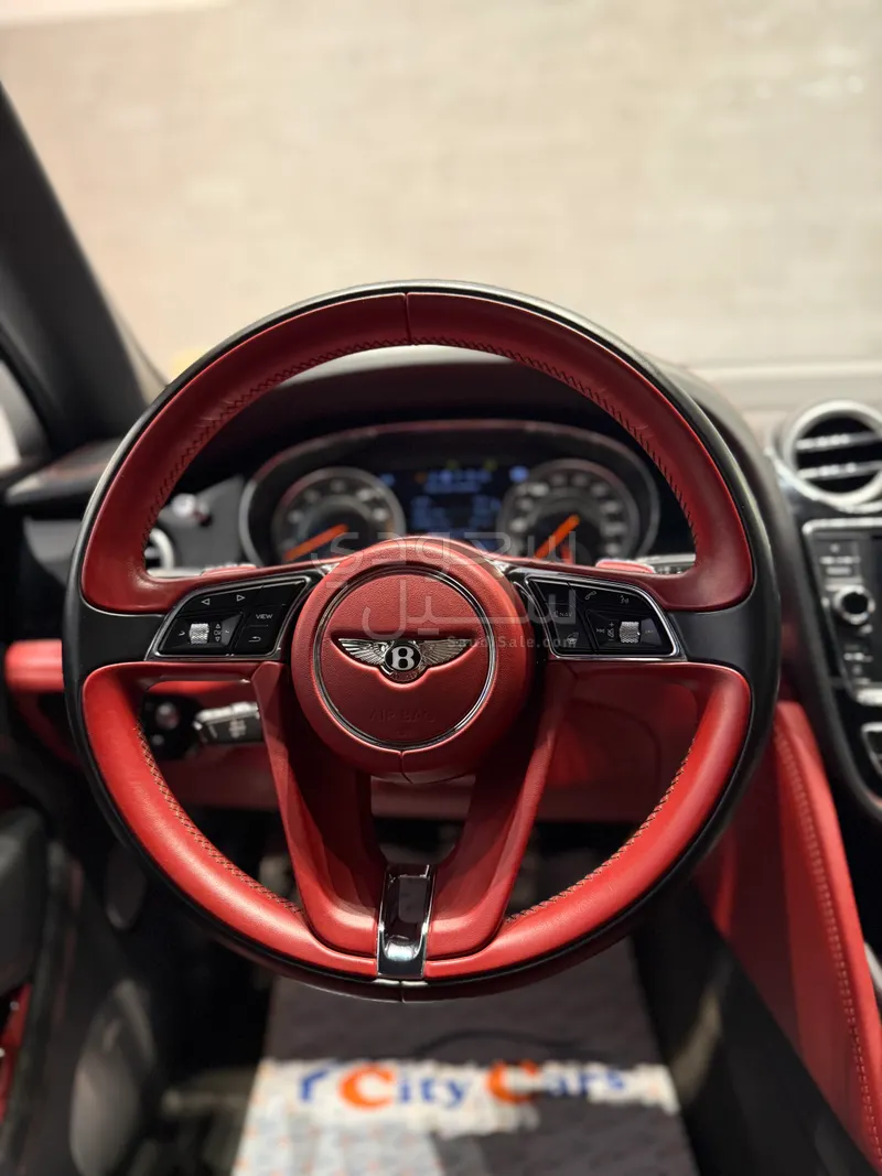 2018 بنتلي بنتايجا