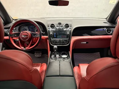 2018 بنتلي بنتايجا