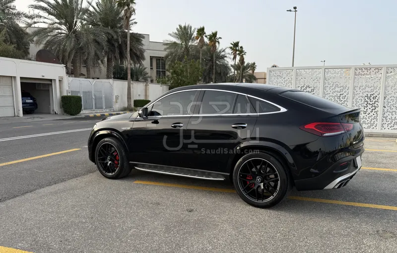 2022 مرسيدس - بنز جي إل إي 63إس أي إم جي