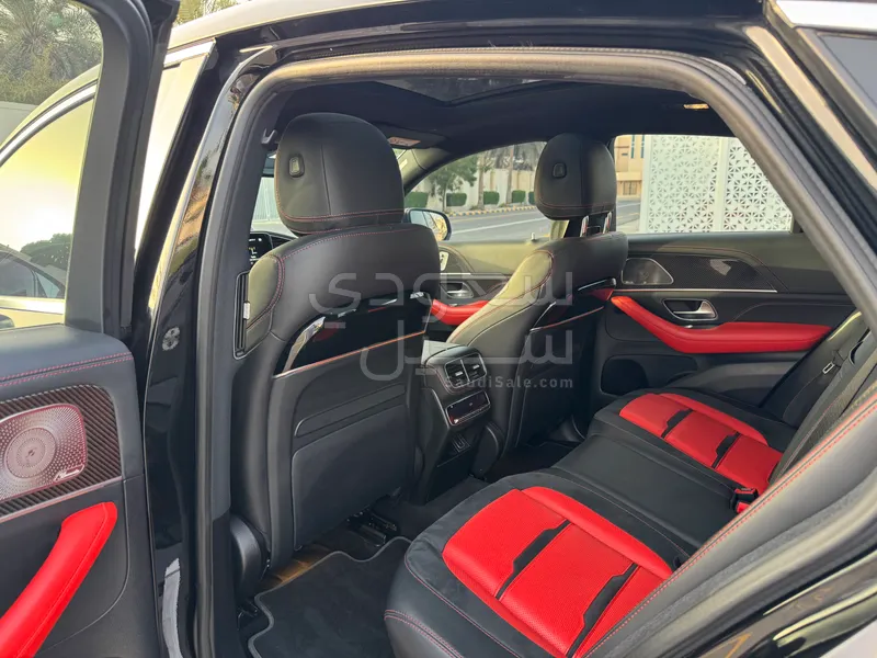 2022 مرسيدس - بنز جي إل إي 63إس أي إم جي