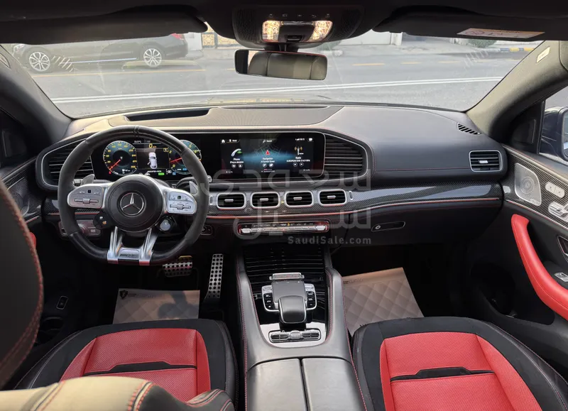 2022 مرسيدس - بنز جي إل إي 63إس أي إم جي