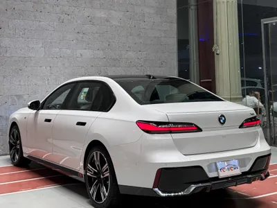 2026 بي ام دبليو الفئة السابعة 740أي