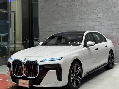 2026 بي ام دبليو الفئة السابعة 740أي