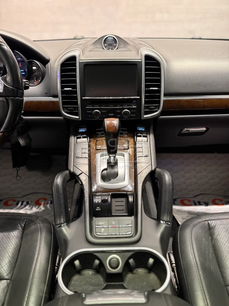 2014 بورش كايين اس