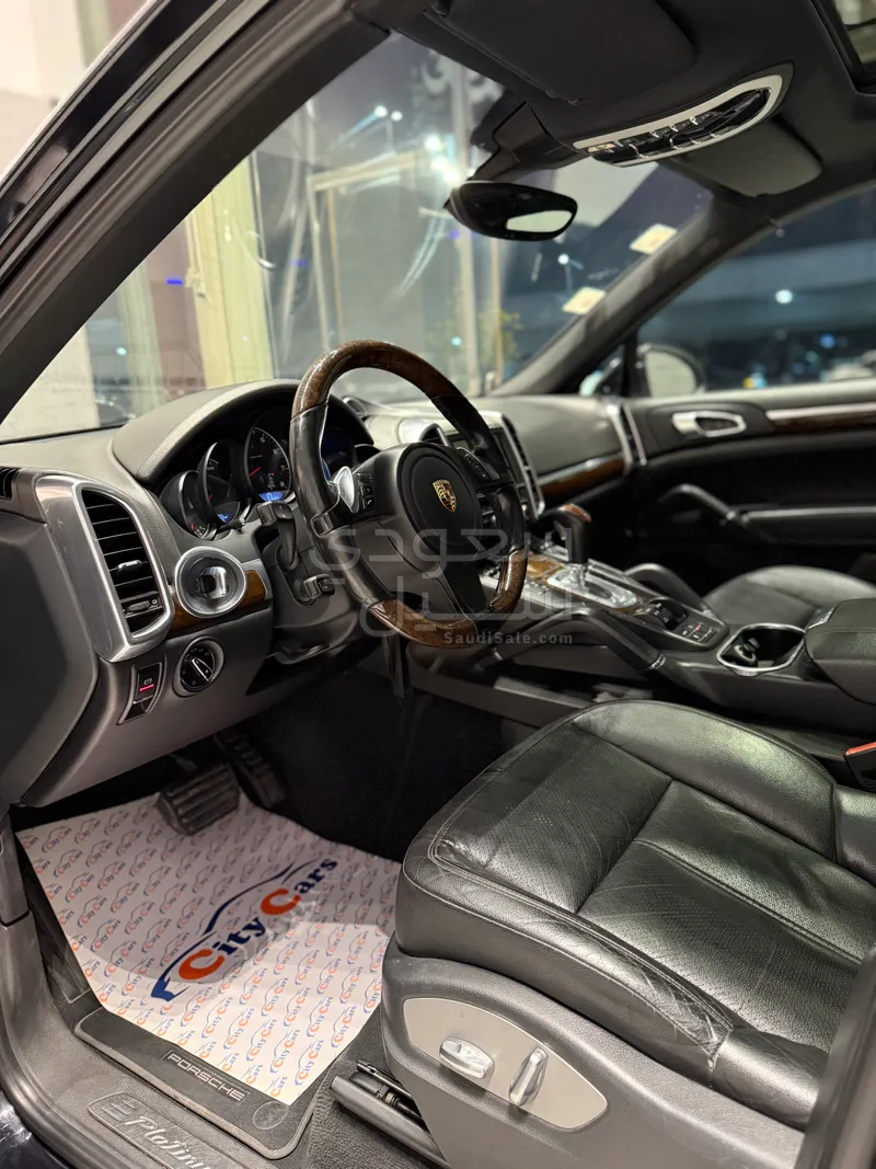 2014 بورش كايين اس