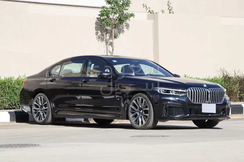 2020 بي ام دبليو الفئة السابعة 730 إل أي