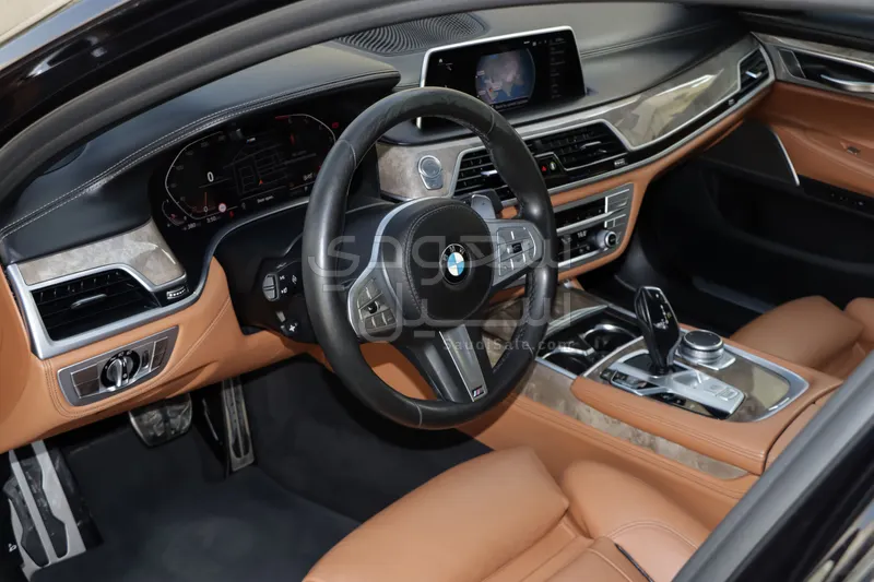 2020 بي ام دبليو الفئة السابعة 730 إل أي