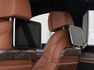 2020 بي ام دبليو الفئة السابعة 730 إل أي