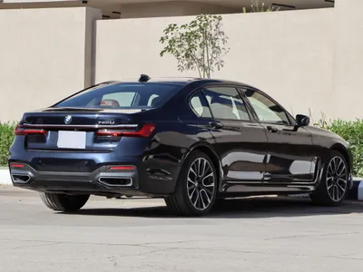 2020 بي ام دبليو الفئة السابعة 730 إل أي