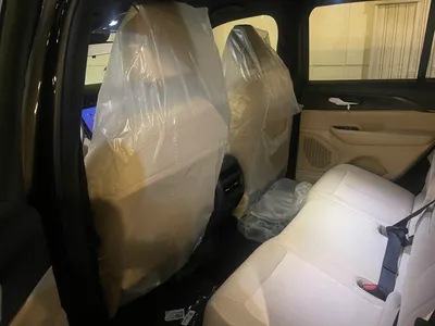 2025 جييب جراند شيروكي لاريدو