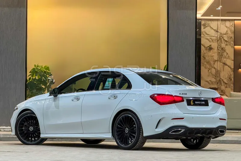 2026 مرسيدس - بنز أي 200