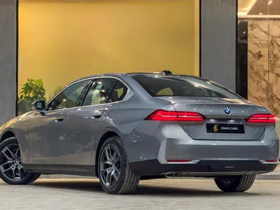 2026 بي ام دبليو الفئة الخامسة 520 أي