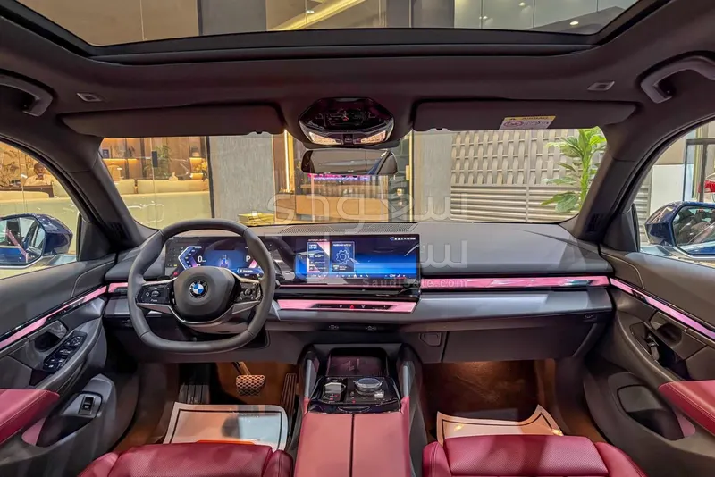 2026 BMW 5 Series 520i