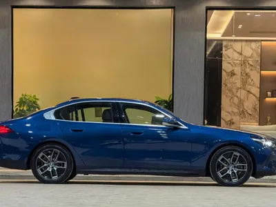 2026 BMW 5 Series 520i