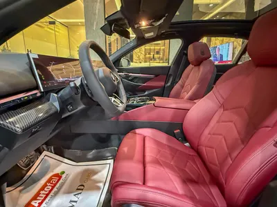 2026 بي ام دبليو الفئة الخامسة 520 أي إم كت