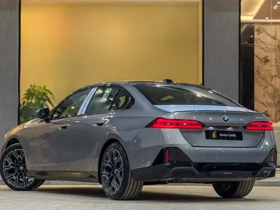 2026 بي ام دبليو الفئة الخامسة 520 أي إم كت