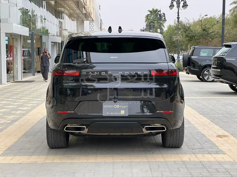 2024 لاند روفر رينج روفر سبورت اس اي