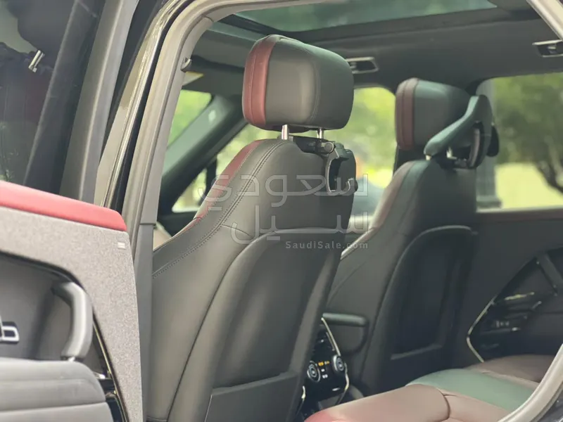 2024 لاند روفر رينج روفر سبورت اس اي