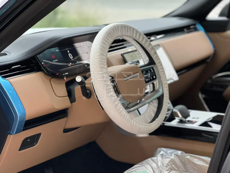 2026 لاند روفر رينج روفر اوتوبيوغرافي