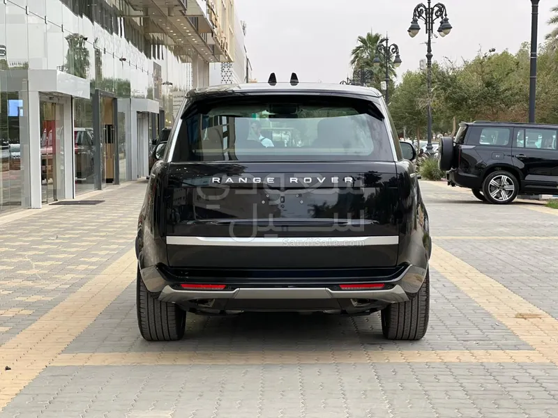 2026 لاند روفر رينج روفر اوتوبيوغرافي