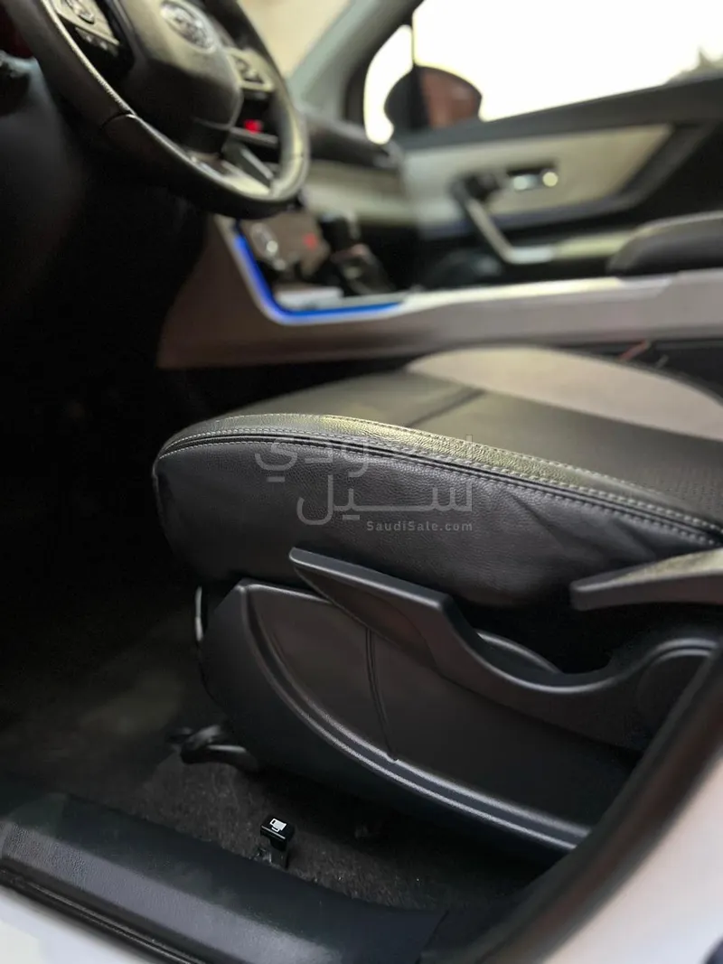 2024 تويوتا فيلوز