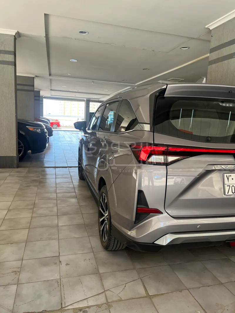 2024 تويوتا فيلوز