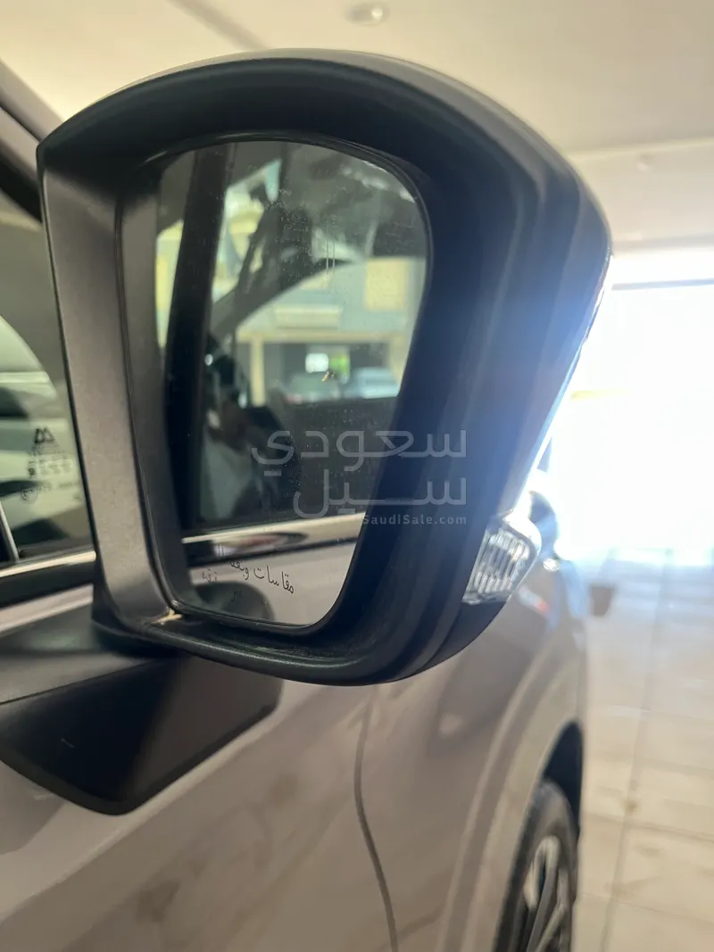 2024 تويوتا فيلوز