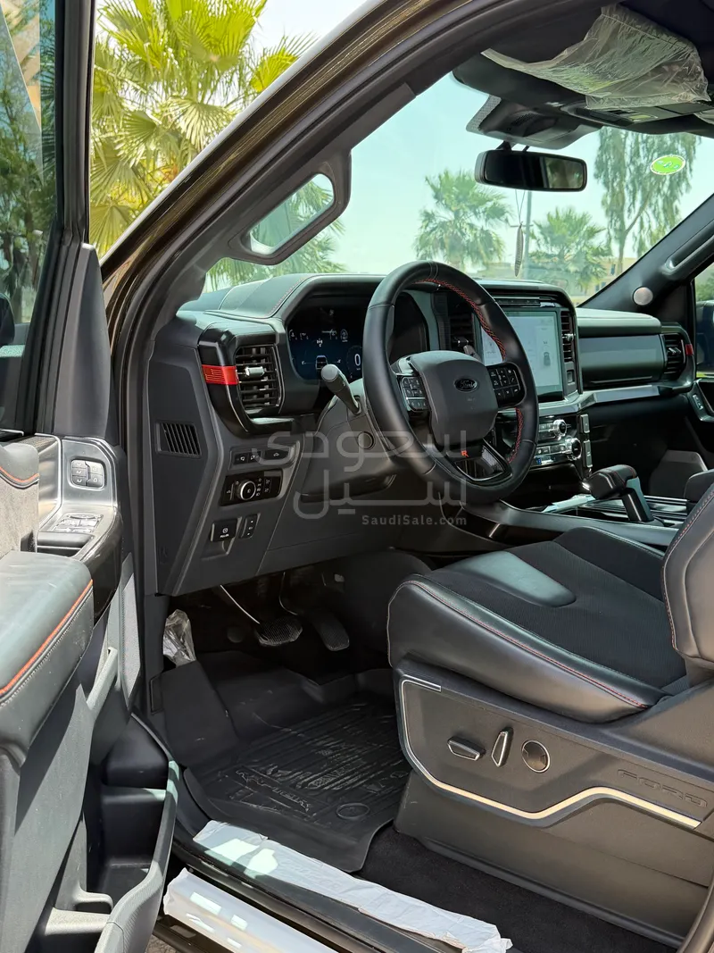 2024 فورد اف 150 رابتور ار