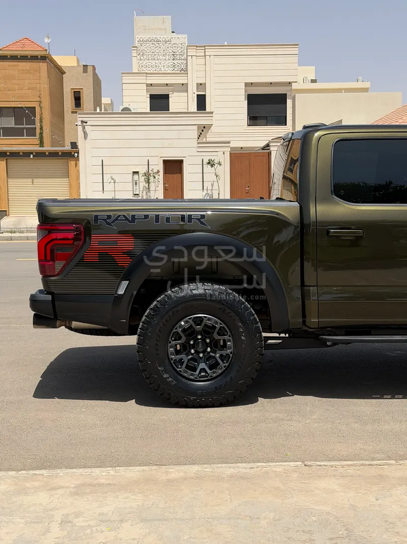 2024 فورد اف 150 رابتور ار