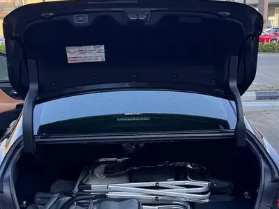 2023 لكزس إي إس 350