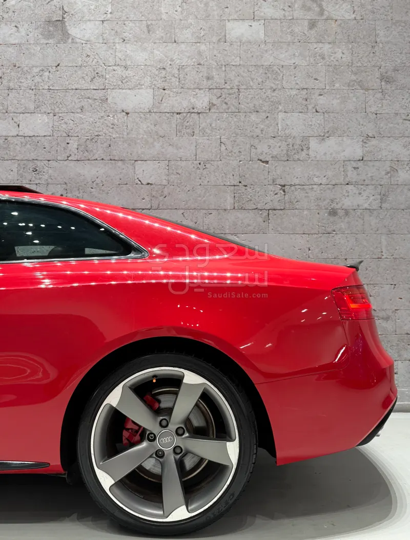 2014 اودي اي 5