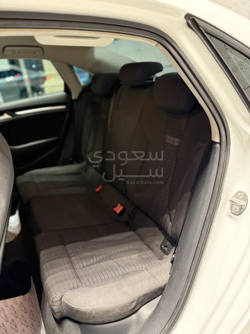 2015 اودي اي 3