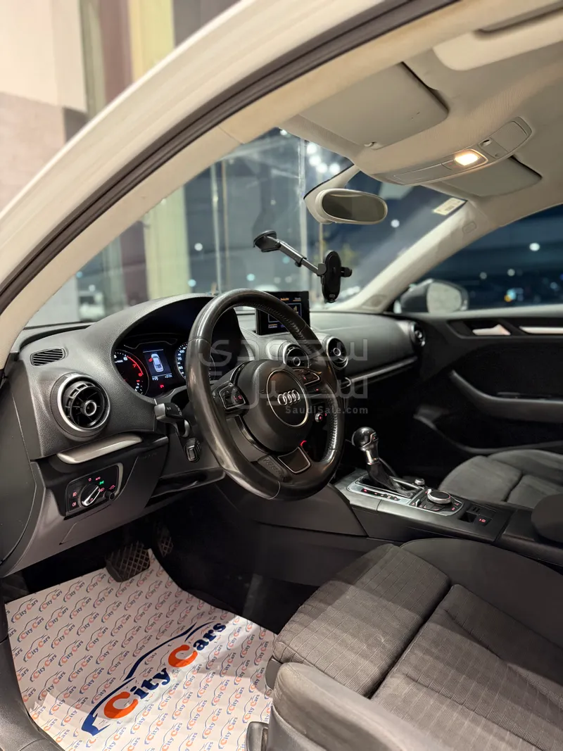 2015 اودي اي 3