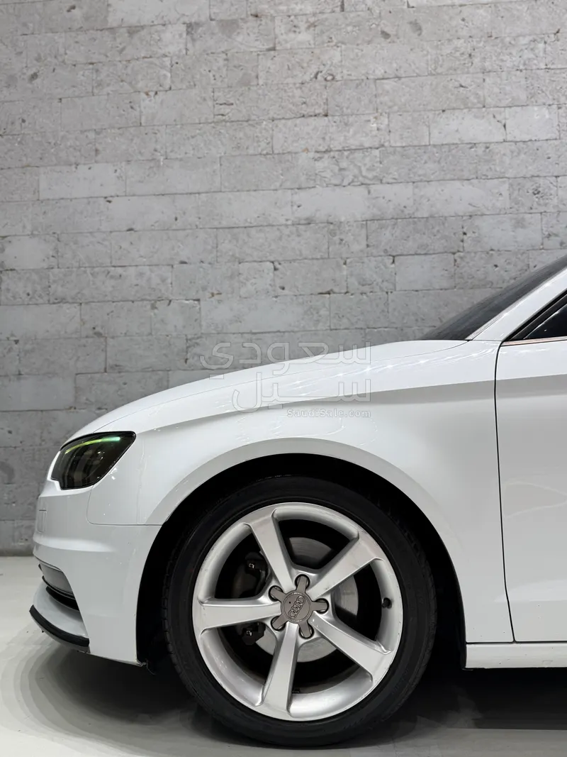 2015 اودي اي 3