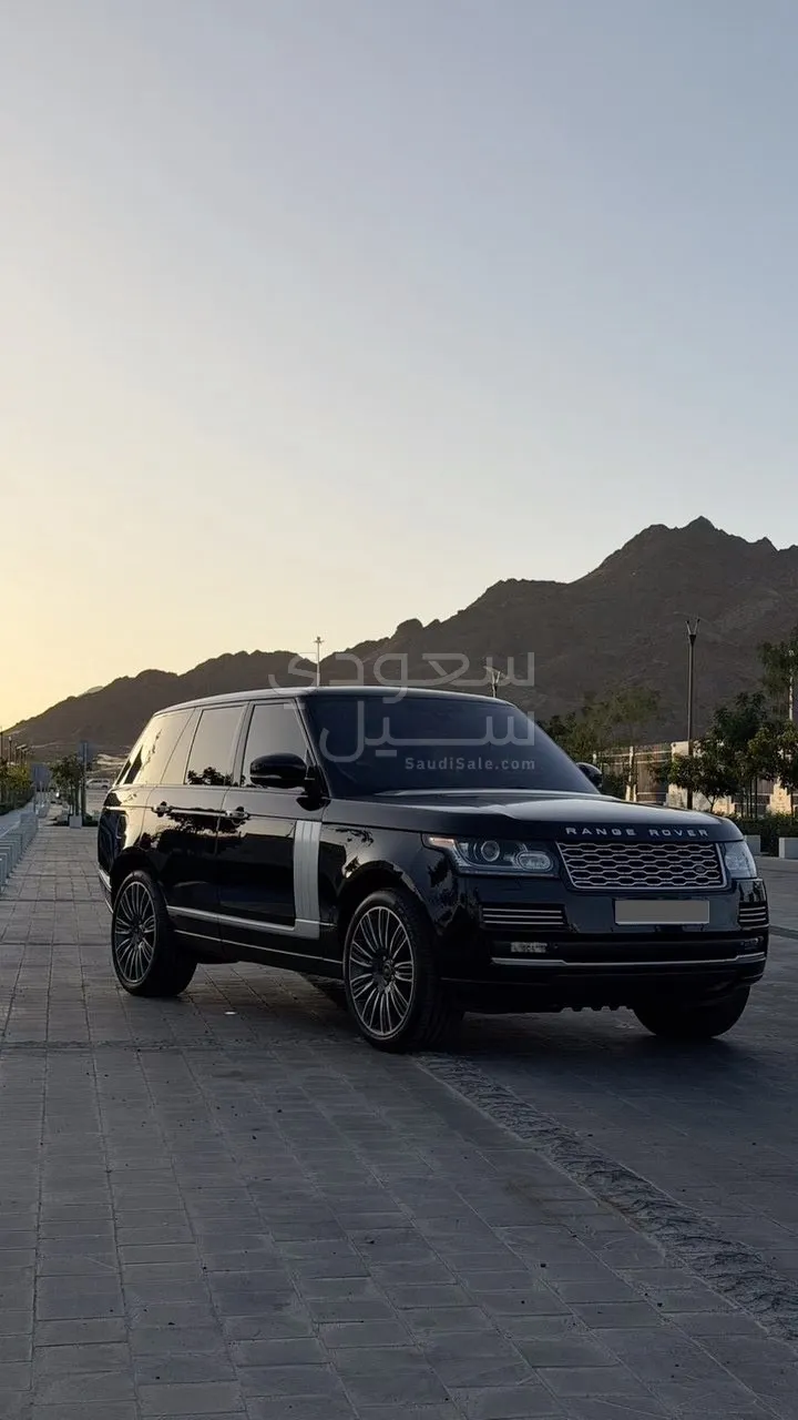 2015 لاند روفر رينج روفر فوج