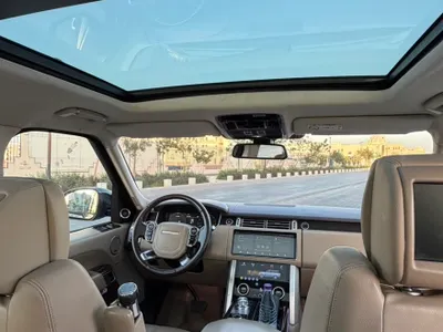 2015 لاند روفر رينج روفر فوج