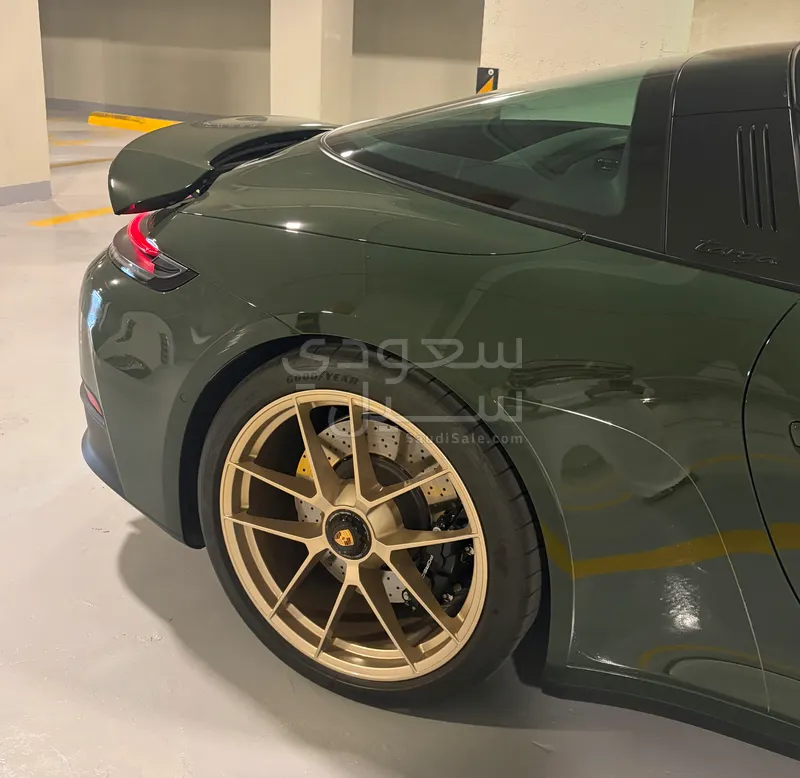 2025 بورش 911 تارجا 4 جي تي اس