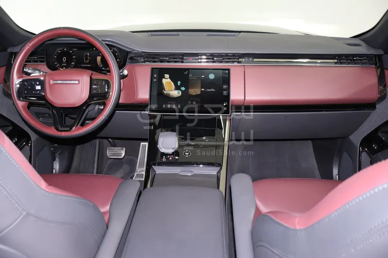 2025 لاند روفر رينج روفر سبورت اس اي دايناميك