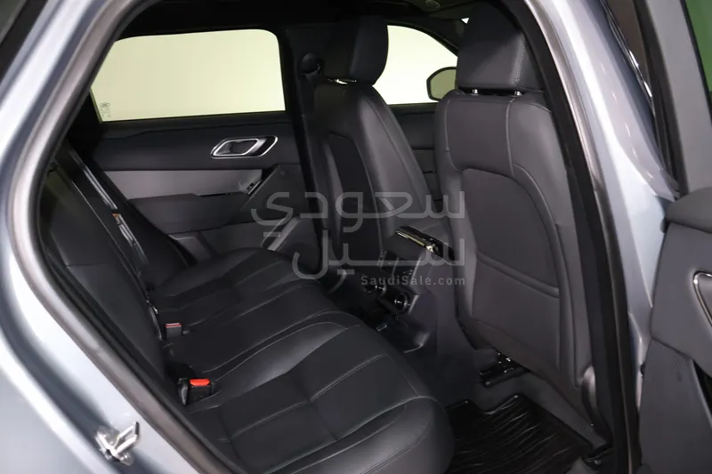 2025 لاند روفر رينج روفر فيلار أر - دايناميك