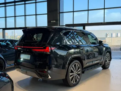 2024 لكزس إل إكس 600