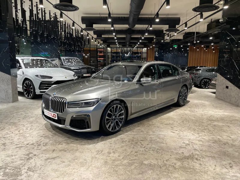 2021 بي ام دبليو الفئة السابعة 730 إل أي