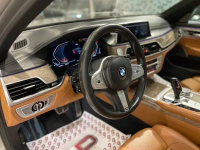 2021 بي ام دبليو الفئة السابعة 730 إل أي