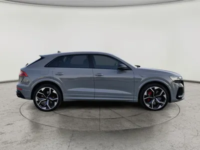 2023 اودي ار اس كيو 8