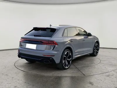 2023 اودي ار اس كيو 8