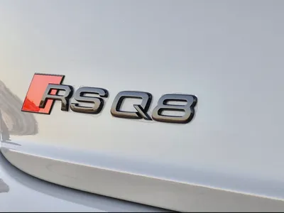 2023 اودي ار اس كيو 8